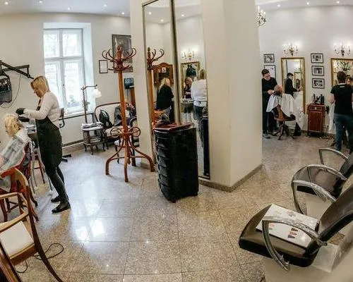 salon fryzjerski 28